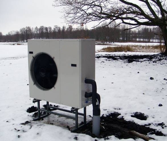 Bei fachmännischer Planung bringen Luftwärmepumpen auch im Winter die nötige Heizleistung. (Foto: energie-experten.org)