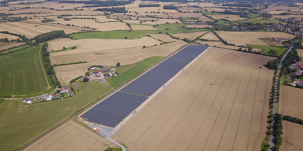 Luftbild vom Solarpark Groß Schlamin (Foto: Hanwha Q CELLS GmbH)