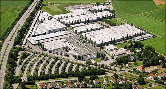 Luftaufnahme des Kermi-Firmenstandortes in Plattling (Foto: Kermi GmbH)