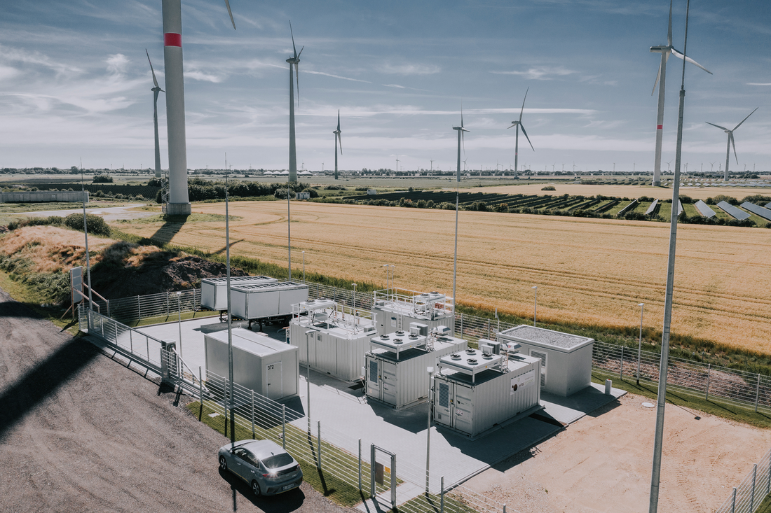 In Nordfriesland nutzt GP Joule Wind- und Solarstrom aus Post-EEG-Anlagen für Grüne Wasserstoff-Mobilität (Foto: GP JOULE)