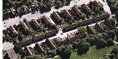 Hier sehen Sie eine Luftaufnahme der Wohnanlage in Hamburg-Bramfeld