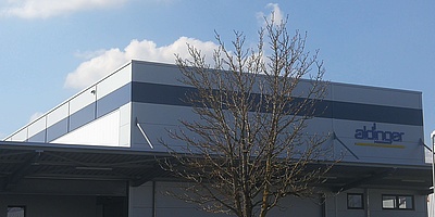 Das Bild zeigt das Gebäude der Aldinger Industries Airovation in Nagold.