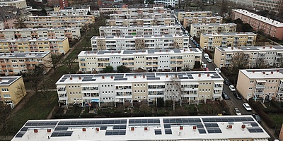 Hier sehen Sie eine Luftaufnahme der Friedrich-Ebert Siedlung in Frankfurt