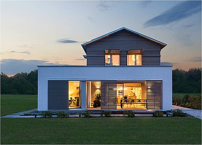 Ein modernes Holzhaus bietet viele Vorteile. (Foto: Bundesverband Deutscher Fertigbau (BDF) / Baufritz)