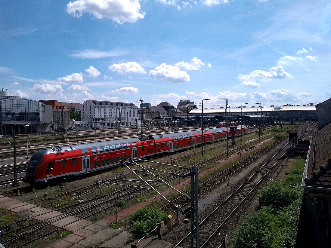 Blick auf den Bahnhof in Darmstadt (Foto: energie-experten.org)