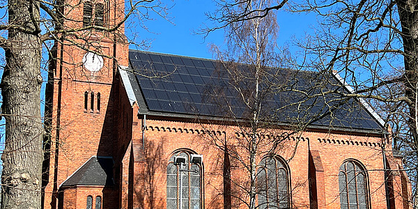 Blick auf das Dach der Bugenhagenkirche in Greifswald-Wieck