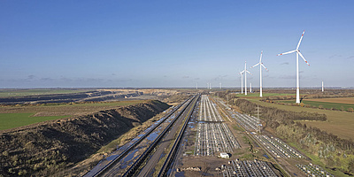 Das Bild zeigt einen RWE Solarpark