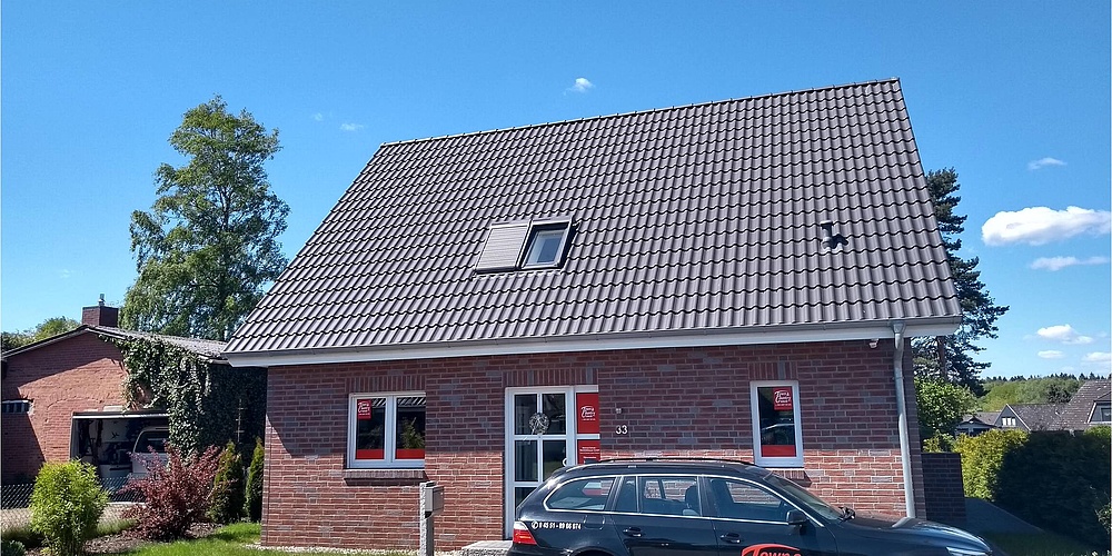 Das Bild zeigt das Musterhaus von Klein Rönnau von außen.