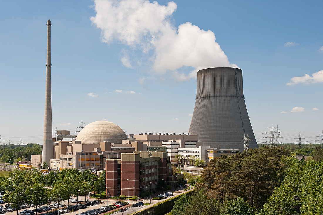 Blick auf das Atomkraftwerk Emsland