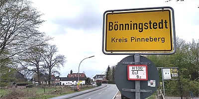 Hier sehen Sie das Ortsschild von Boenningstedt